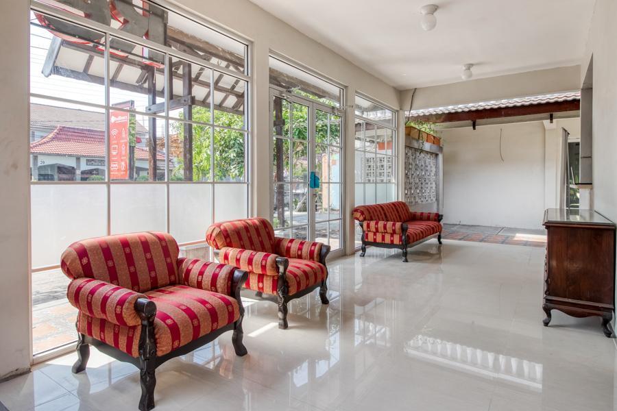 Guest house Reddoorz Near Malioboro Tugu Station Jogja Yogyakarta