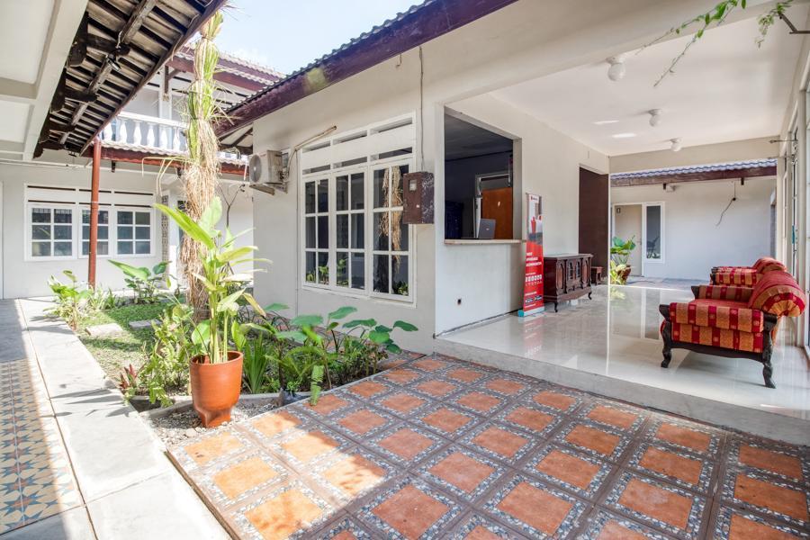 Reddoorz Near Malioboro Tugu Station Jogja Guest house Yogyakarta