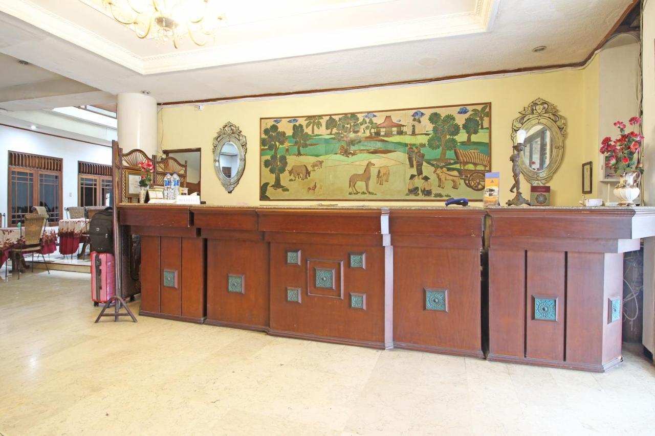 Reddoorz Near Malioboro Tugu Station Jogja Guest house
