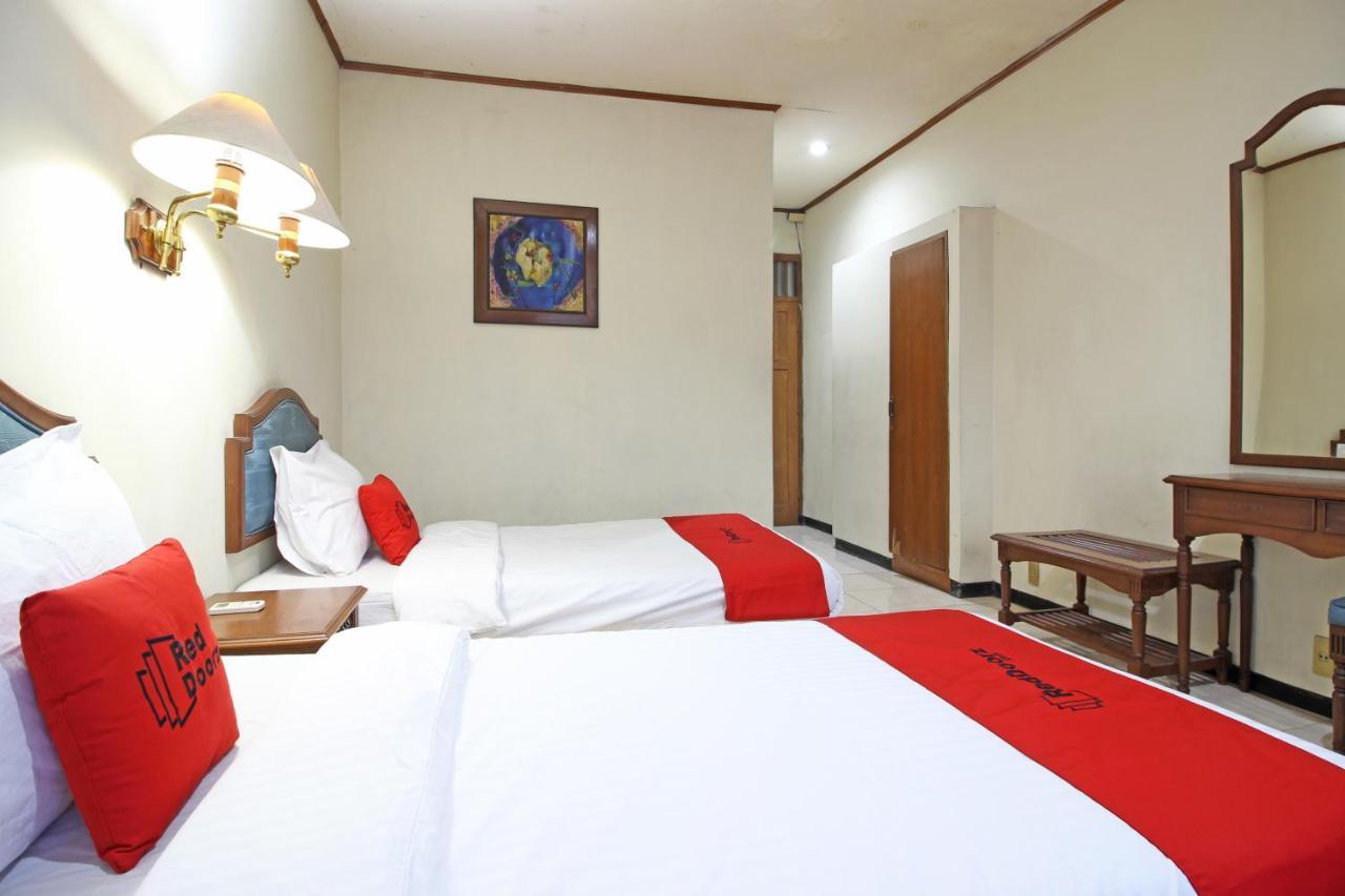 Reddoorz Near Malioboro Tugu Station Jogja Guest house 2*